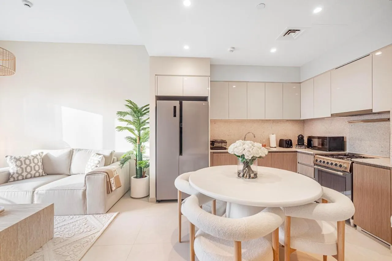Luxury 2Br With Full Burj Khalifa & Fountain View Apartment Dubai